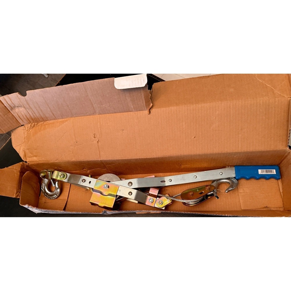Maasdam Pow'R-Pull 2 Ton 6 ft Reach Cable Pull'R Hand Winch 144SB-6 Blue Handle